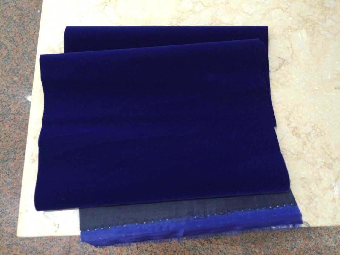 高貴優雅藍色植絨布,水晶飾品摯愛